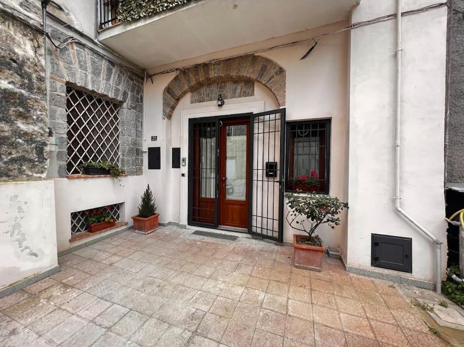 A Casa Di Ty Apartment Caserta Luaran gambar